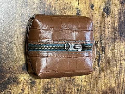 The Little Organizer | Handmade Leather Organizer Pouch | Small Zippered Travel Case