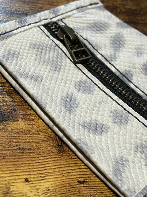 The Expandable Pouch | Handmade Expandable Leather Pouch | Small Travel Organizer with Gusset